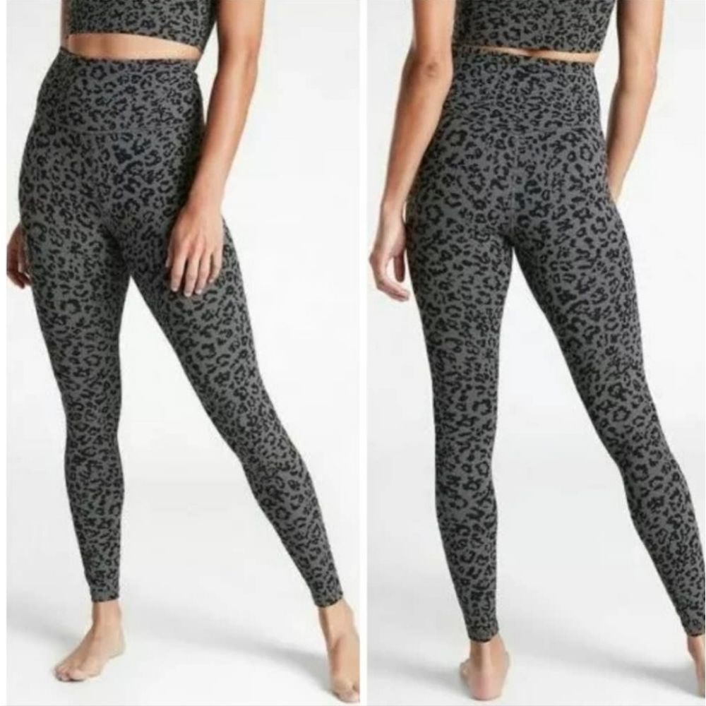 Athleta Elation Leopard Ultra High Rise Tight Legging Medium